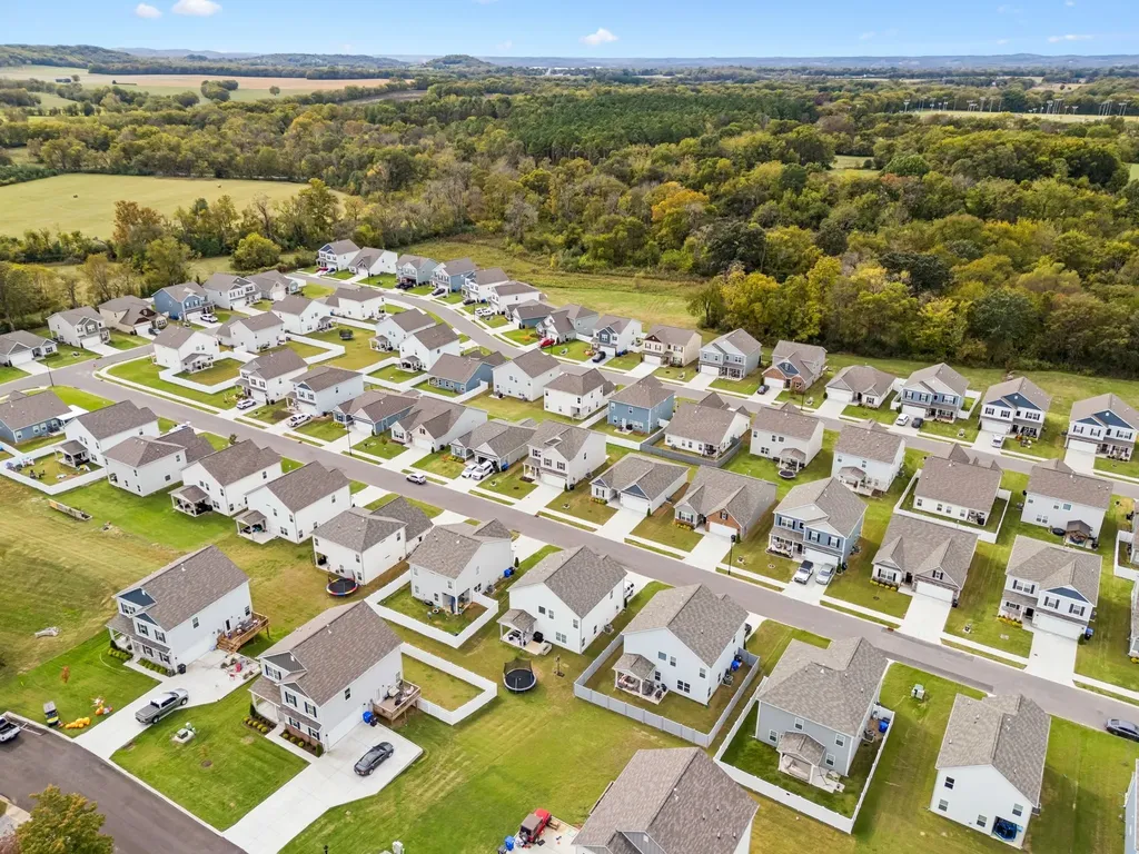 513 Morgan Meadows Way Columbia TN 38401