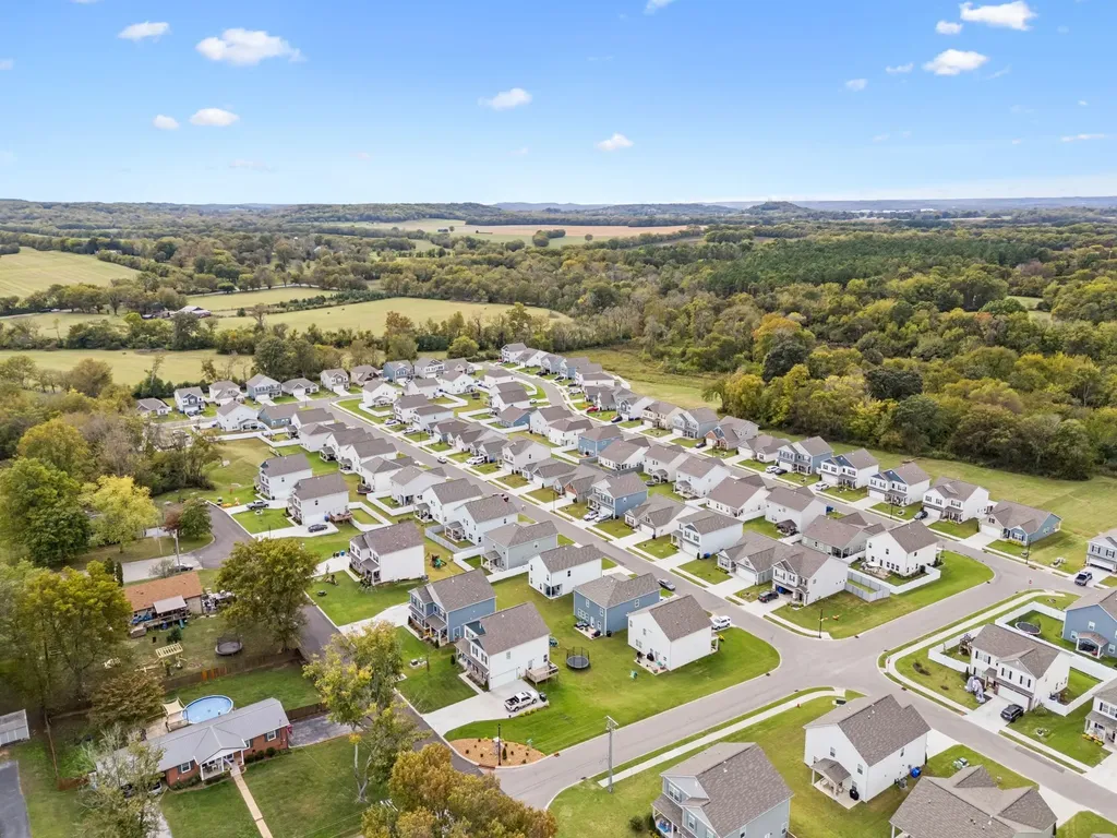 513 Morgan Meadows Way Columbia TN 38401