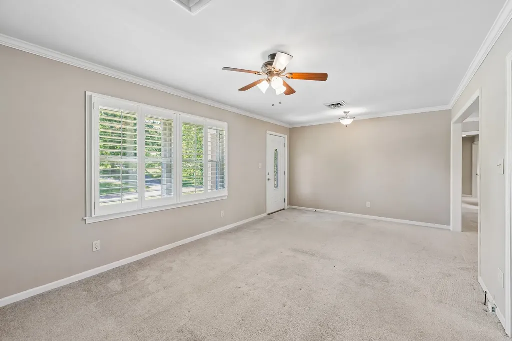 300 Woods Drive Columbia TN 38401