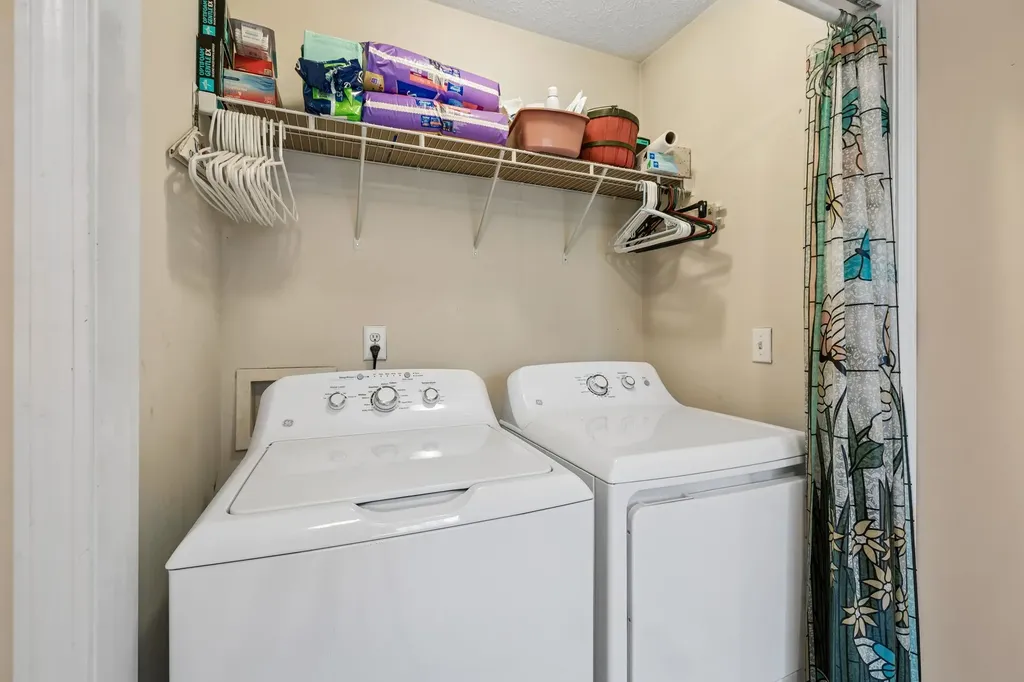 117 W Dell Road Dickson TN 37055