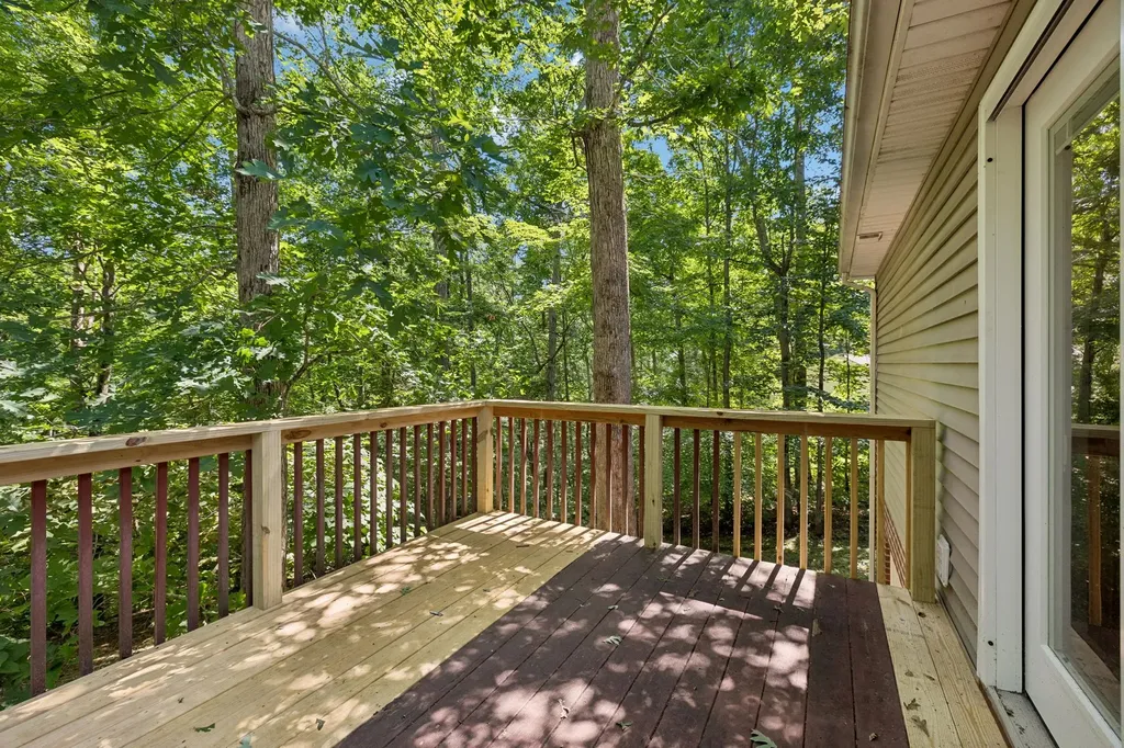 117 W Dell Road Dickson TN 37055