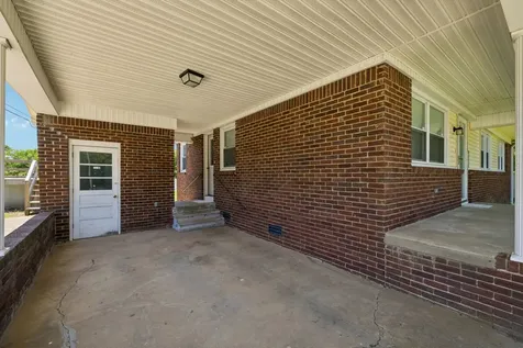 8181 Cedar Grove Road Big Sandy TN 38221