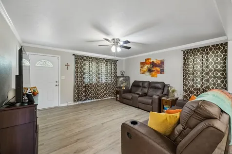 8181 Cedar Grove Road Big Sandy TN 38221