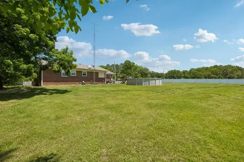 8181 Cedar Grove Road Big Sandy TN 38221