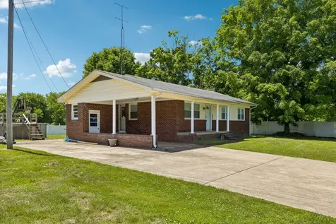 8181 Cedar Grove Road Big Sandy TN 38221