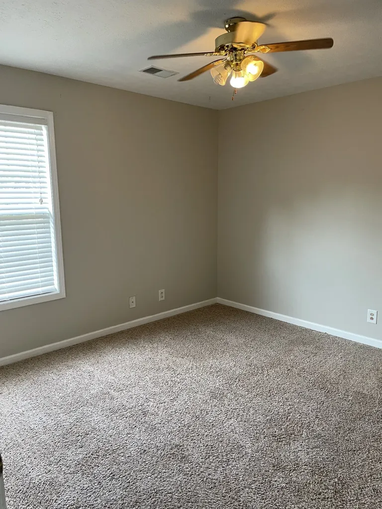3285 S Senseney Circle Clarksville TN 37042
