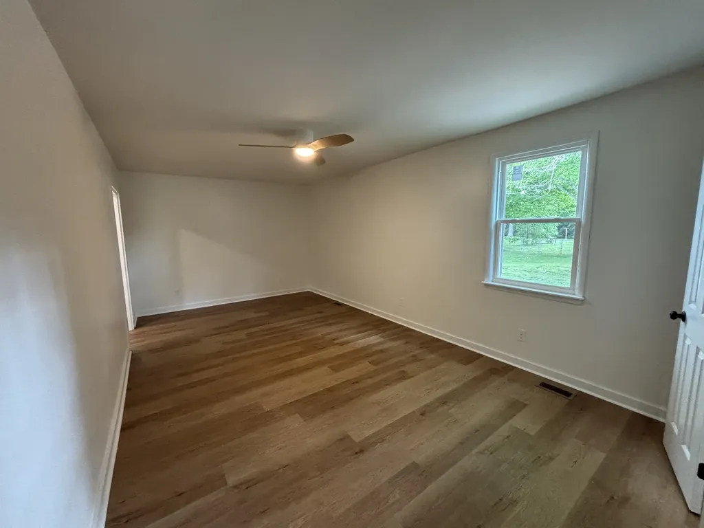 521 1st Street Lawrenceburg TN 38464