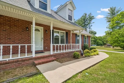 8426 Stewarts Bend Drive Murfreesboro TN 37129