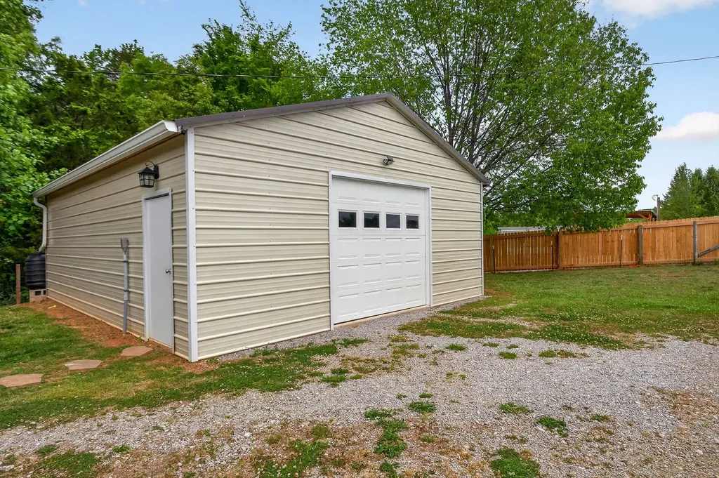 160 Apple Blossom Lane Rock Island TN 38581