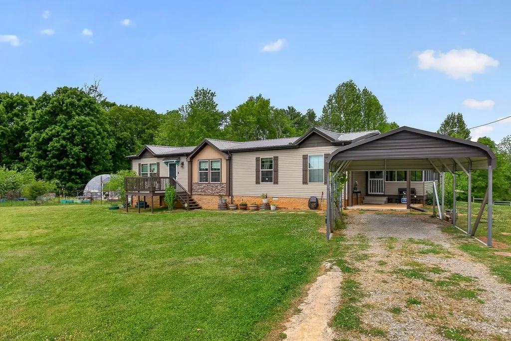 160 Apple Blossom Lane Rock Island TN 38581