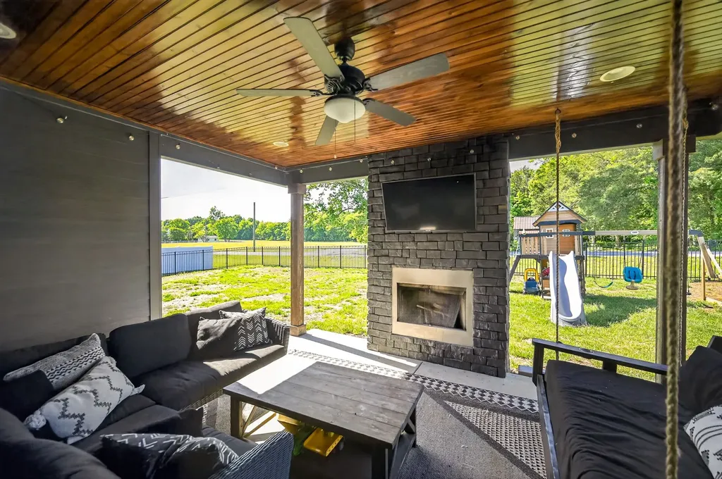 2010 Trout Trail Murfreesboro TN 37129