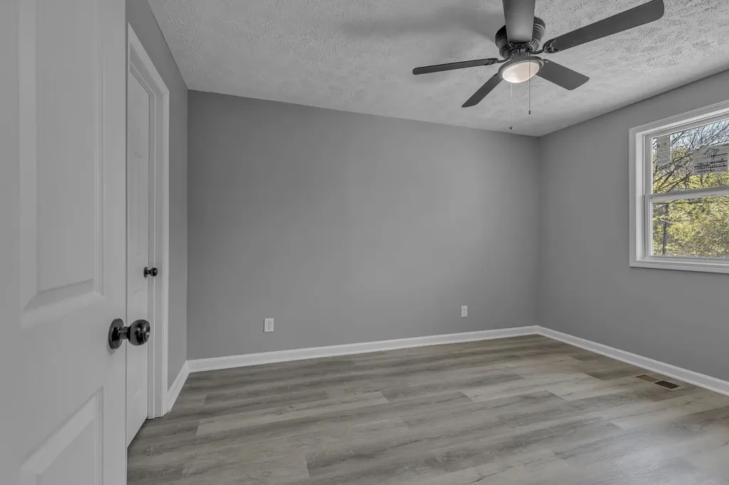 1916 Louanne Drive Nashville TN 37217