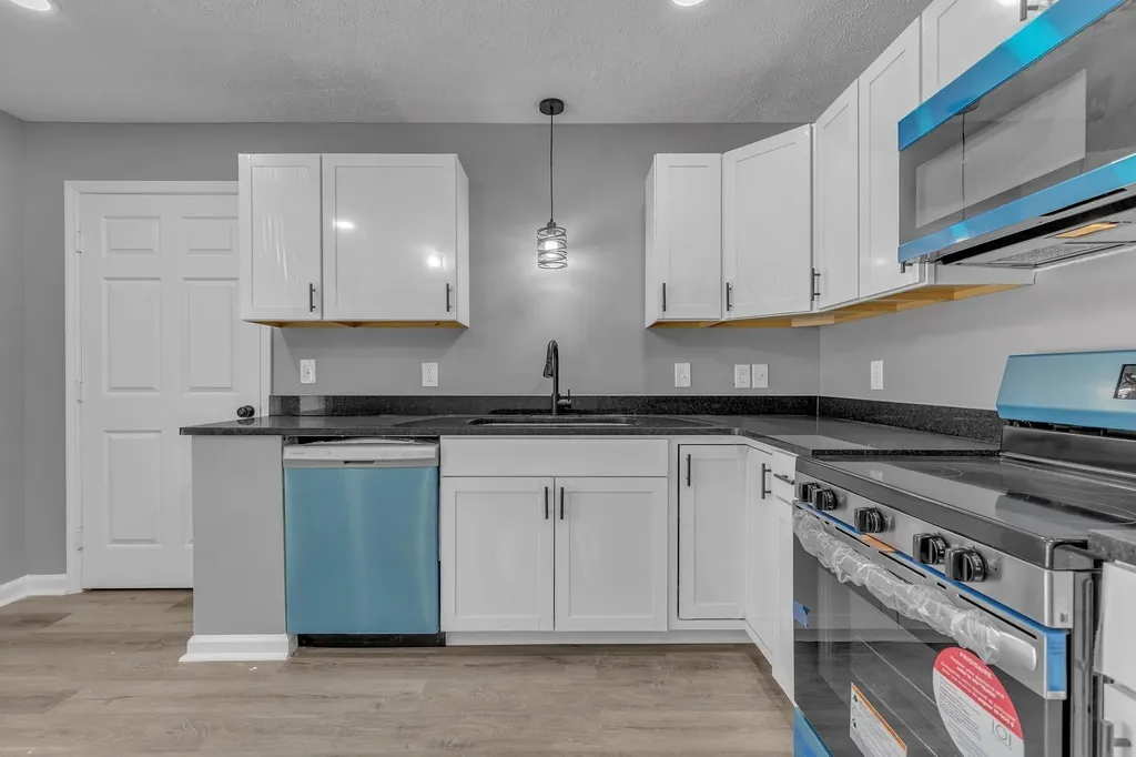 1916 Louanne Drive Nashville TN 37217