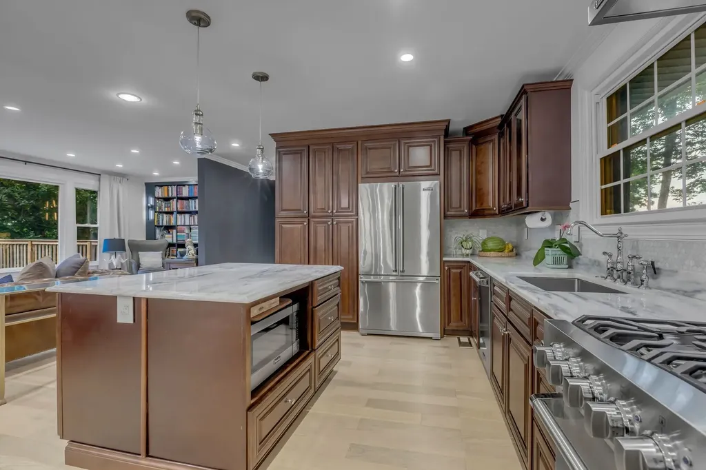 826 Evansdale Drive Nashville TN 37220