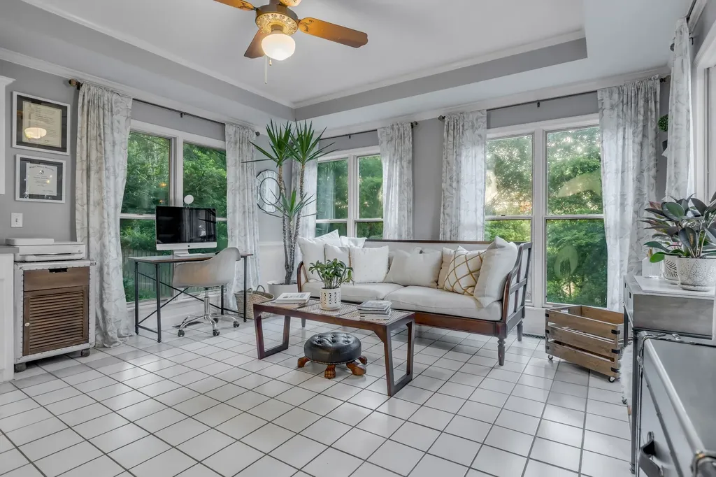 826 Evansdale Drive Nashville TN 37220