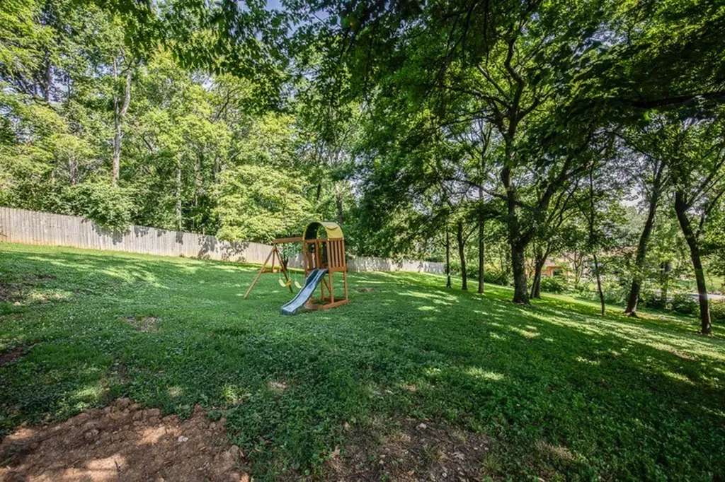 826 Evansdale Drive Nashville TN 37220