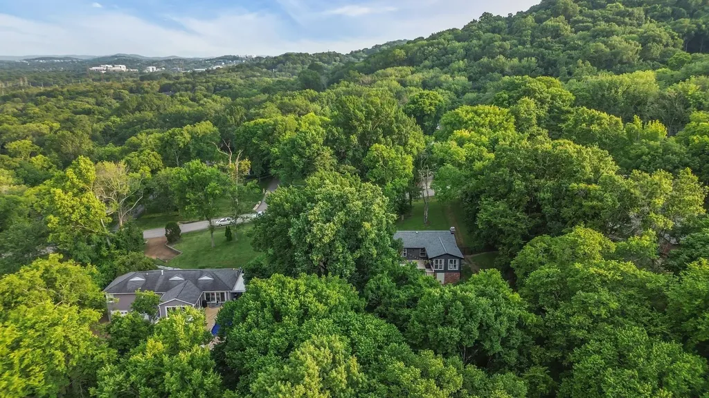 826 Evansdale Drive Nashville TN 37220
