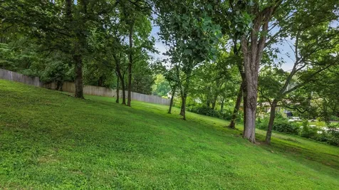 826 Evansdale Drive Nashville TN 37220