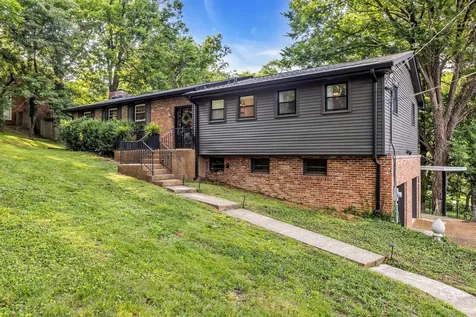 826 Evansdale Drive Nashville TN 37220
