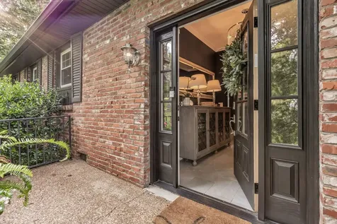 826 Evansdale Drive Nashville TN 37220