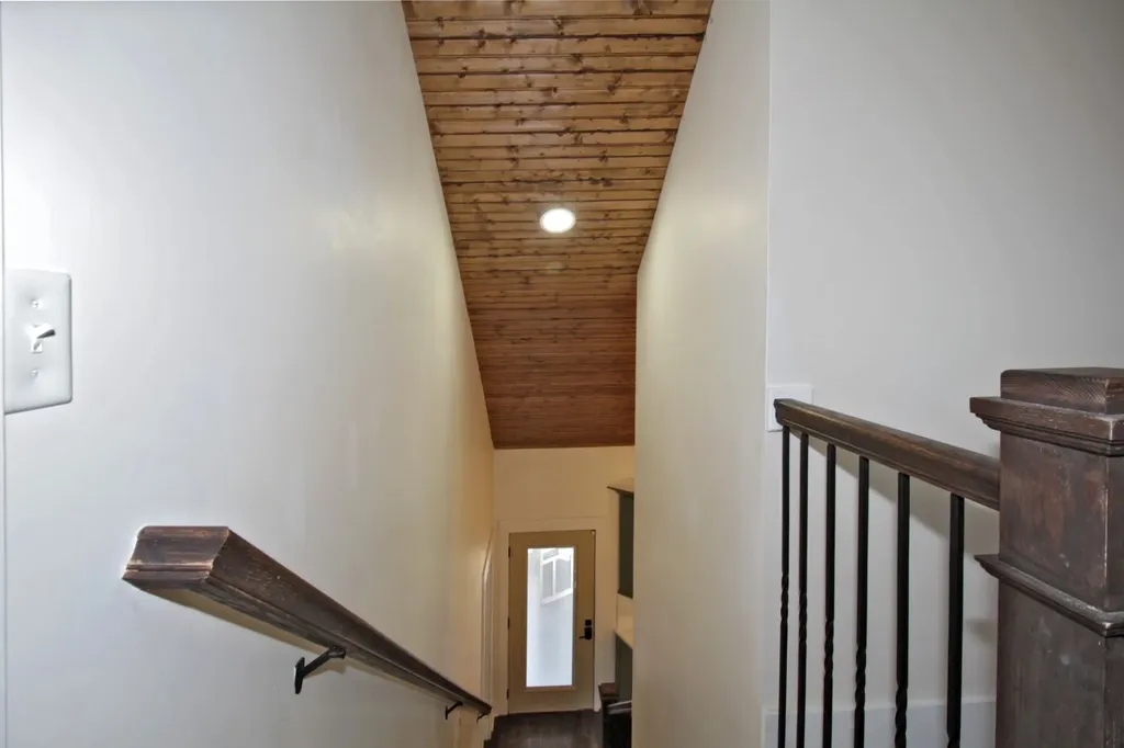 5142 Cross Plains Road White House TN 37188