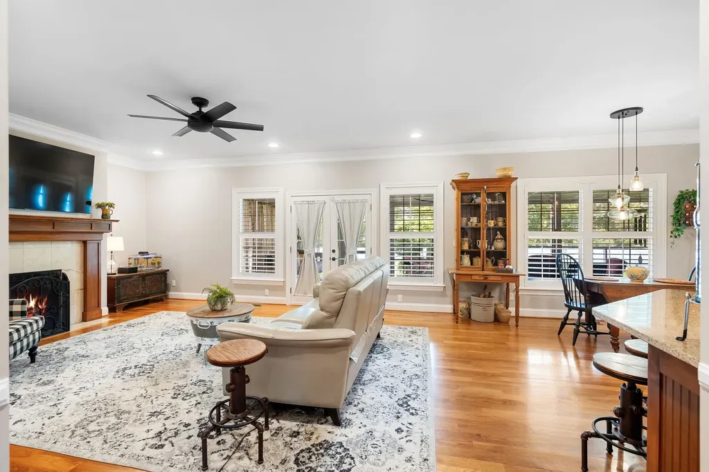 87 Garrison Drive Mcminnville TN 37110