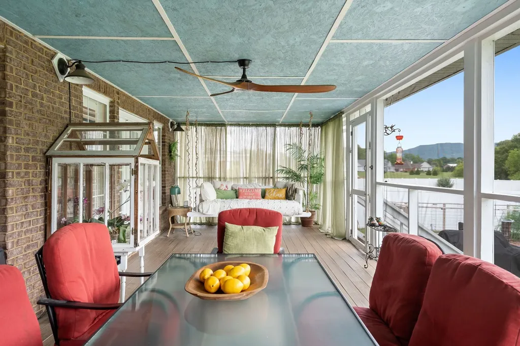 87 Garrison Drive Mcminnville TN 37110