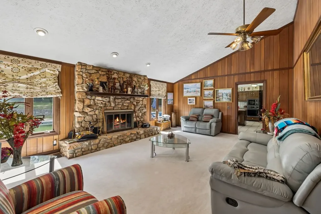 500 Lakeshore Drive Old Hickory TN 37138
