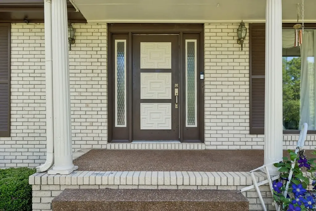 500 Lakeshore Drive Old Hickory TN 37138