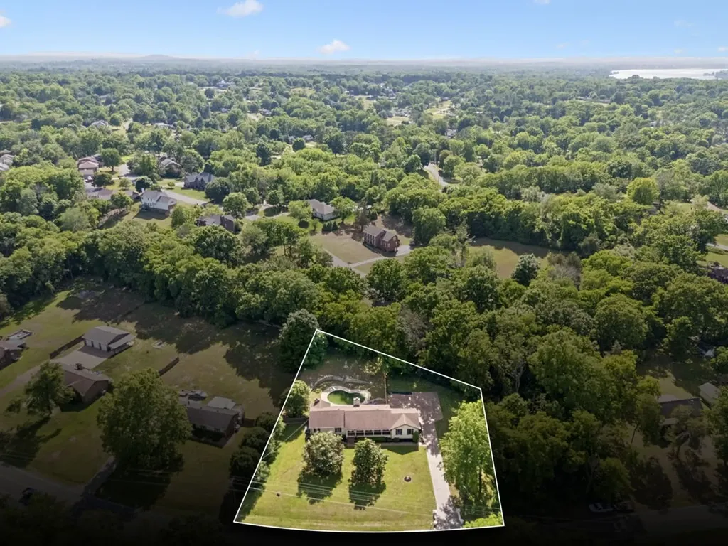 500 Lakeshore Drive Old Hickory TN 37138