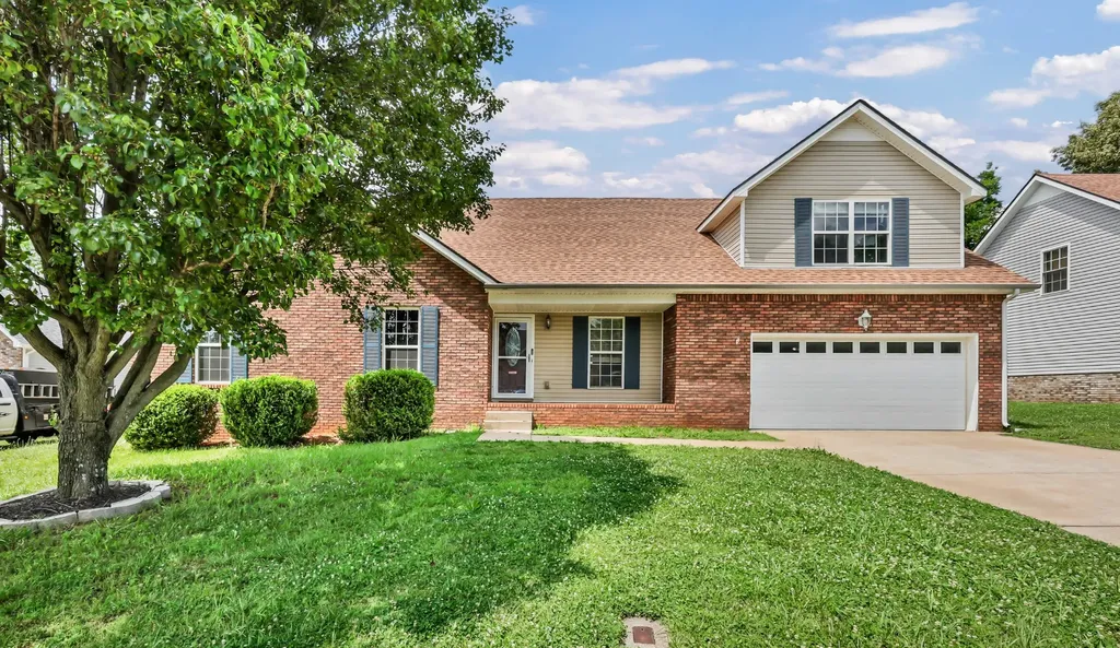 727 Ellie Nat Drive Clarksville TN 37040