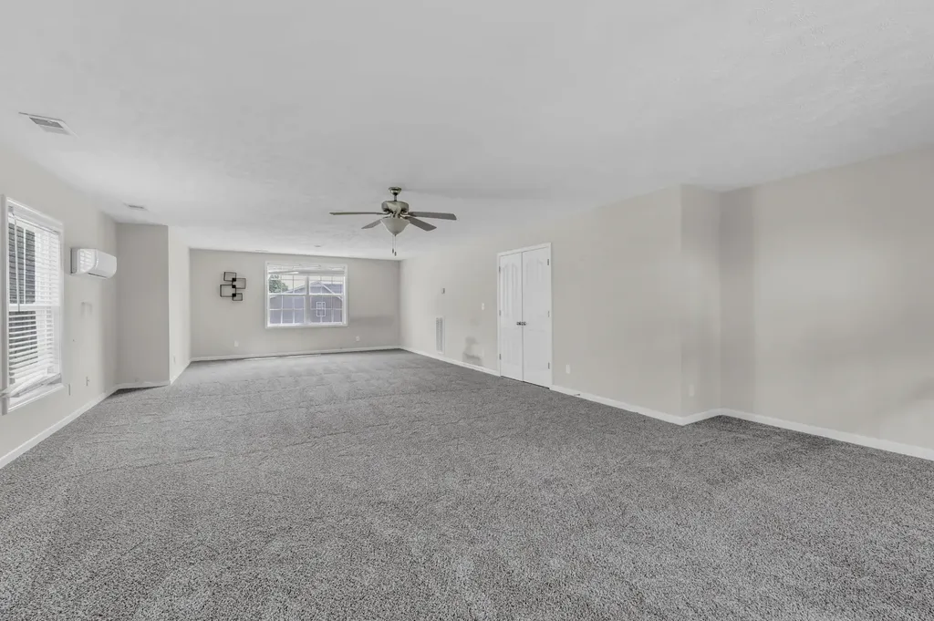 727 Ellie Nat Drive Clarksville TN 37040