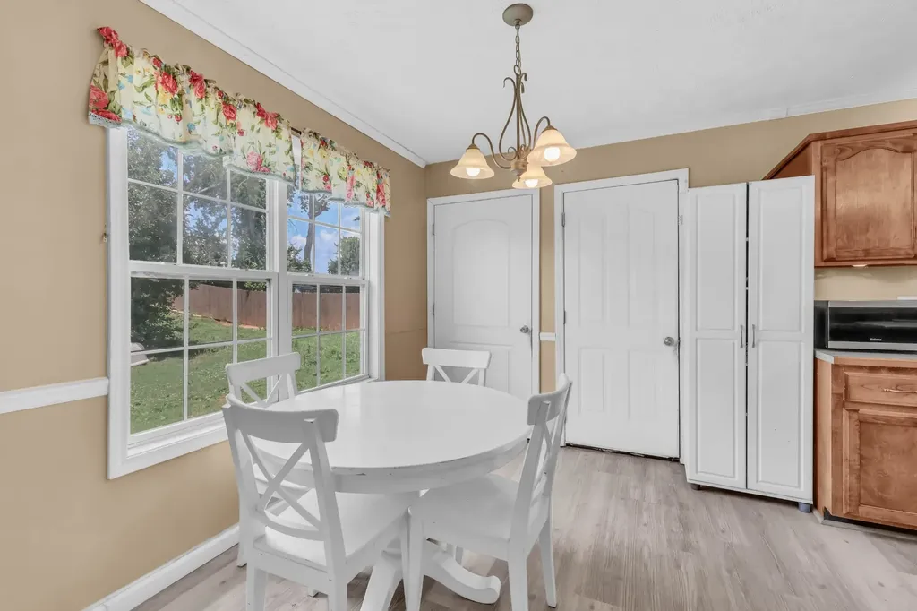 727 Ellie Nat Drive Clarksville TN 37040