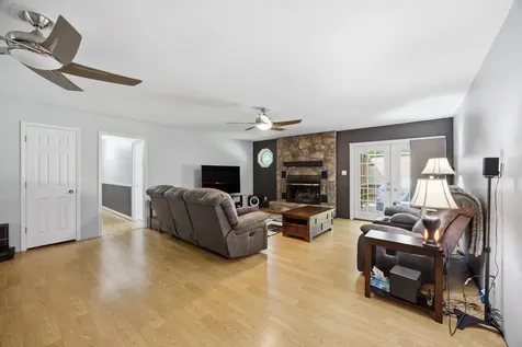 2553 Oak Shadows Drive Chattanooga TN 37421