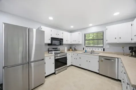 2553 Oak Shadows Drive Chattanooga TN 37421