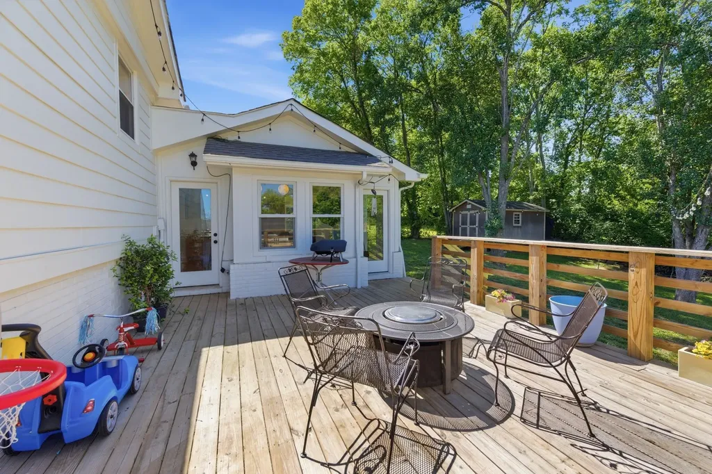 3060 Buenaview Boulevard Nashville TN 37218