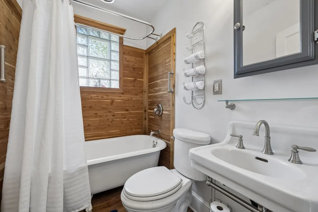 807 Fairwin Avenue Nashville TN 37216