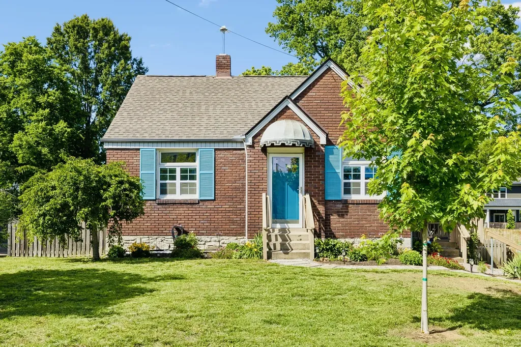 807 Fairwin Avenue Nashville TN 37216