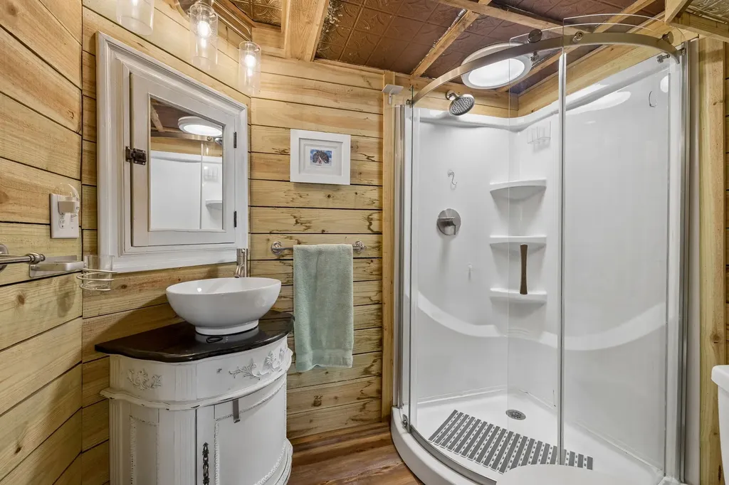 807 Fairwin Avenue Nashville TN 37216