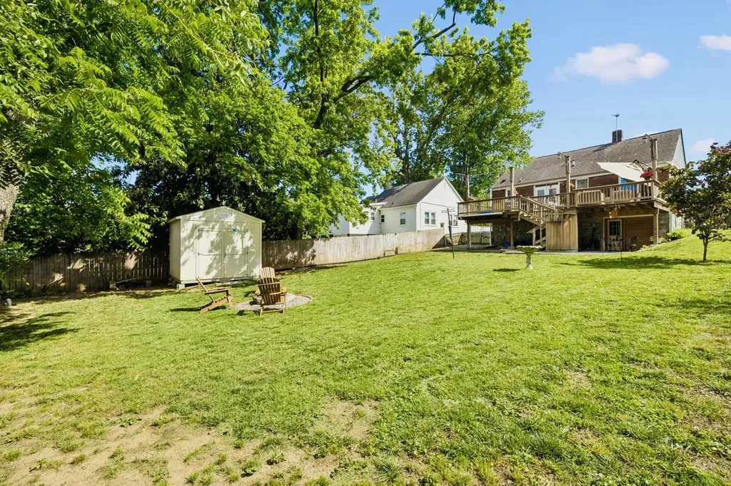 807 Fairwin Avenue Nashville TN 37216