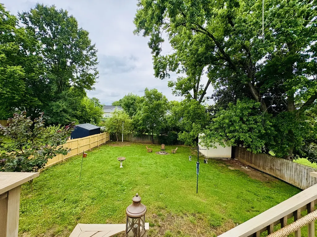 807 Fairwin Avenue Nashville TN 37216