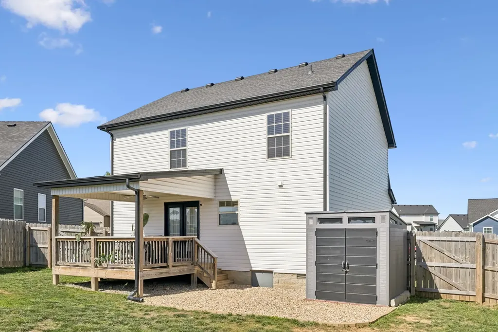 2041 Jackie Lorraine Drive Clarksville TN 37042