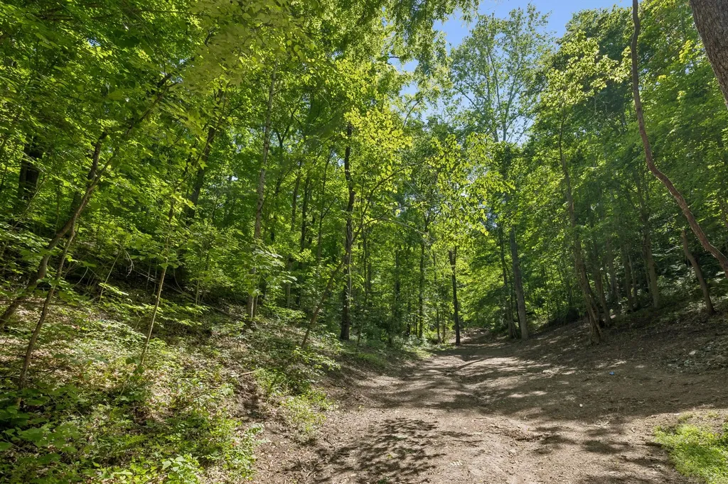 8565 Cub Creek Road Nashville TN 37209