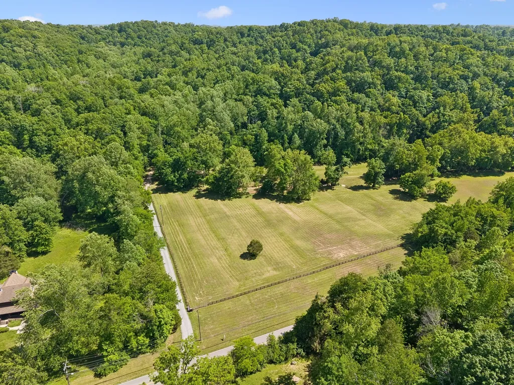 8565 Cub Creek Road Nashville TN 37209