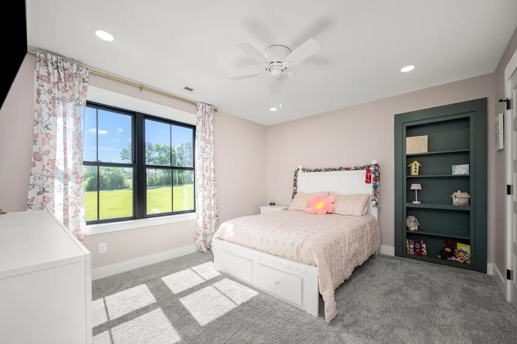 796 Deberry Road Morrison TN 37357