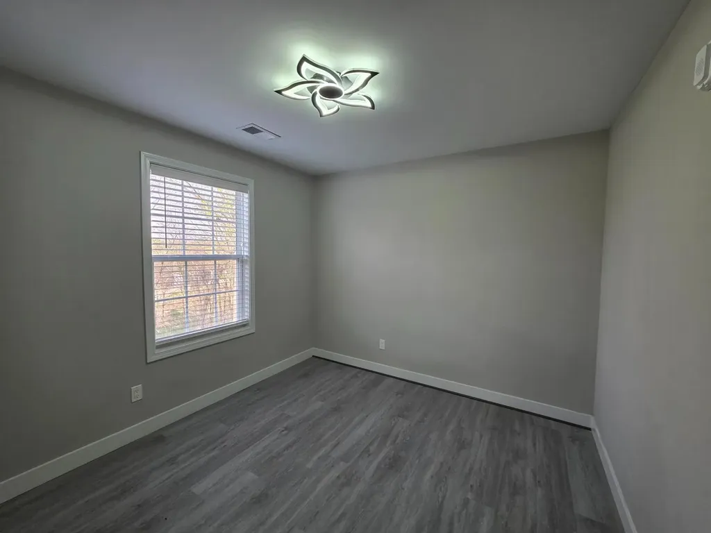 543 Peachers Mill Road Clarksville TN 37042