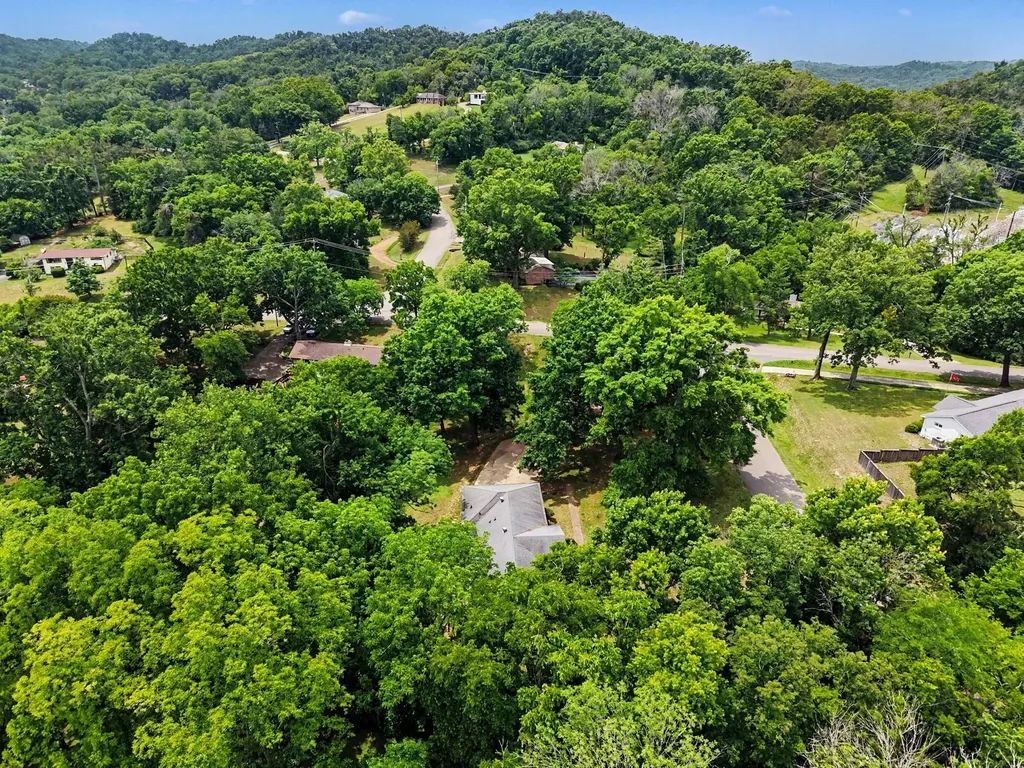 900 Plateau Parkway Nashville TN 37205