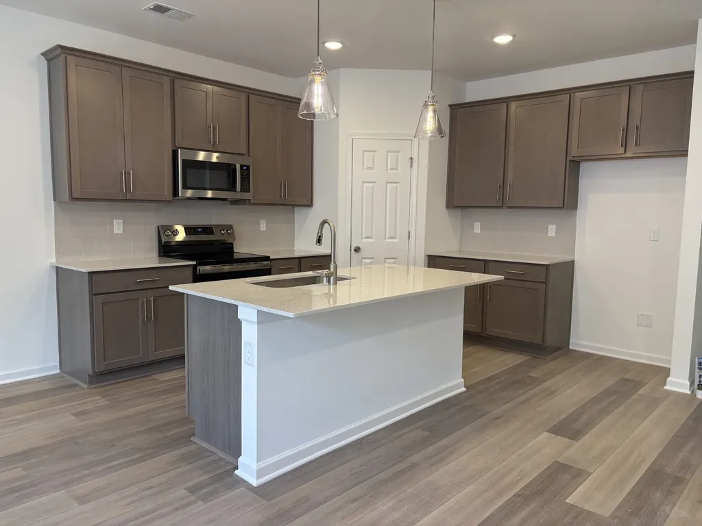 2900 Suzanne Landon Drive Murfreesboro TN 37130