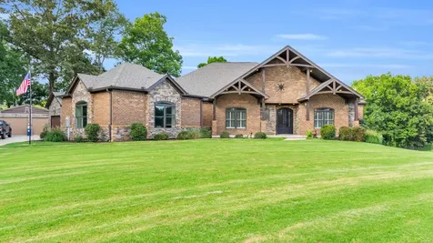 7020 Clarissa Drive Ooltewah TN 37363