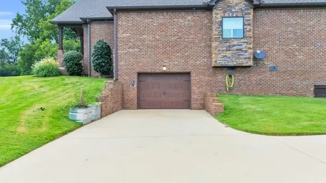 7020 Clarissa Drive Ooltewah TN 37363
